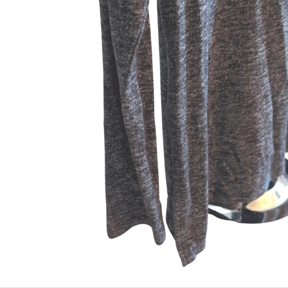 Reitmans Long Sleeve Lightweight Top | Size XS - Picture 3 of 7